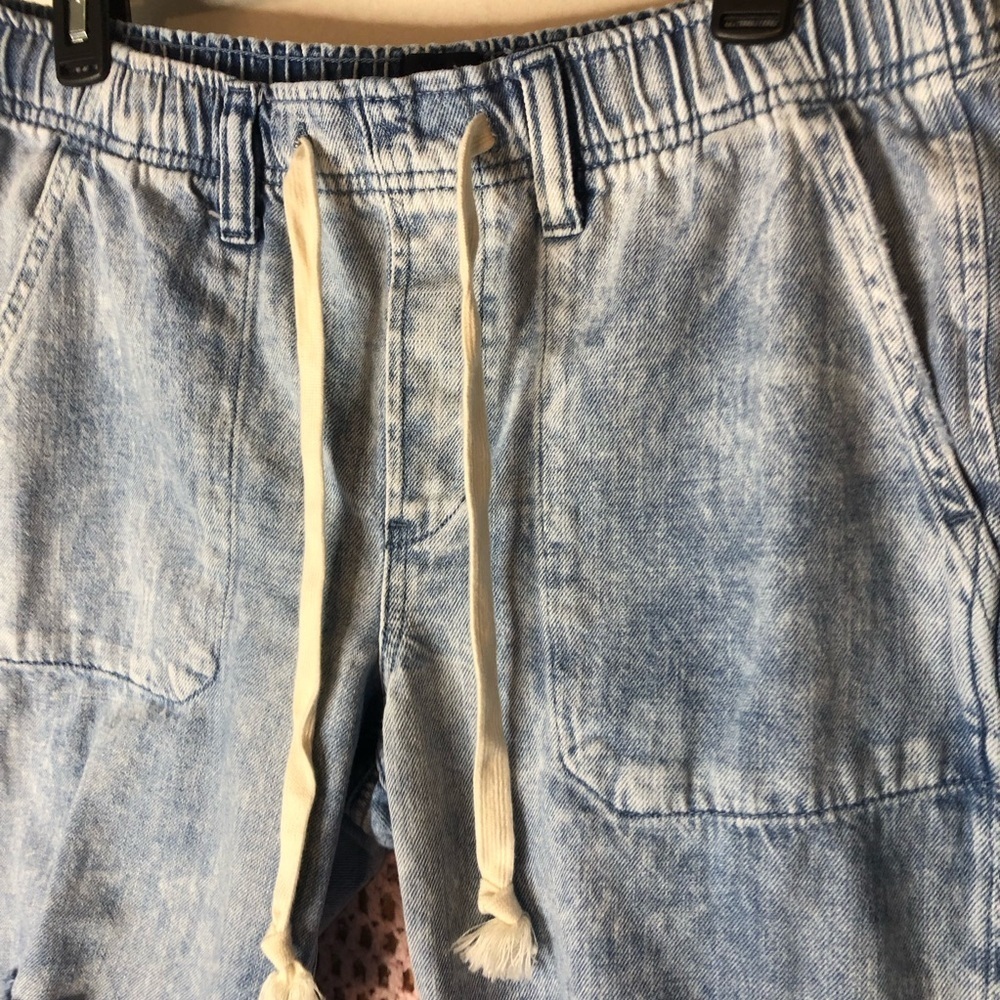 Gap Drawstring Relaxed Easy Jean Mid-Rise Super Soft Sz Medium Petite Distressed - Picture 7 of 7